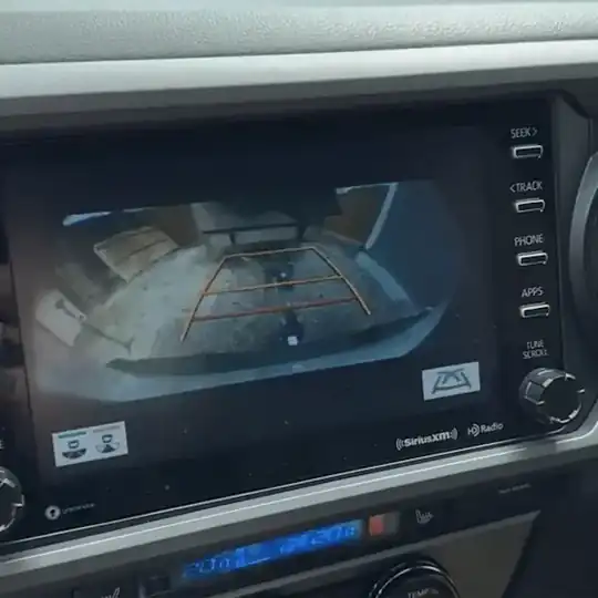 BackVue™ am Wohnwagen: sicheres Ankuppeln mit 150° Blickwinkel